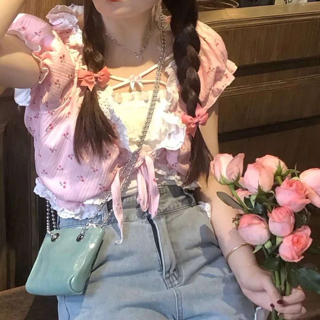 娇娃闹军营